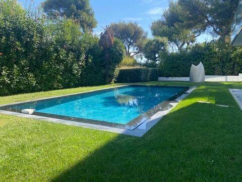 Maison à ROQUEBRUNE-CAP-MARTIN