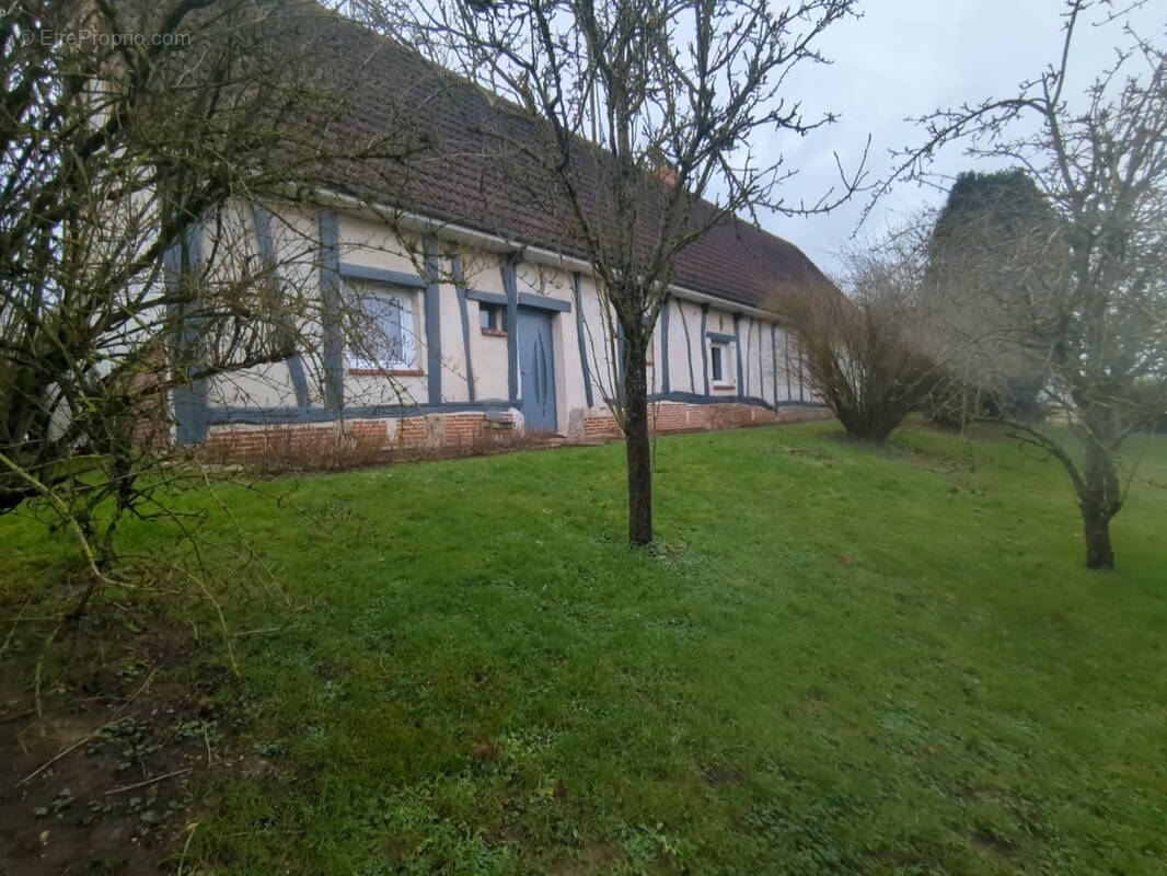 Maison à MORGNY-LA-POMMERAYE