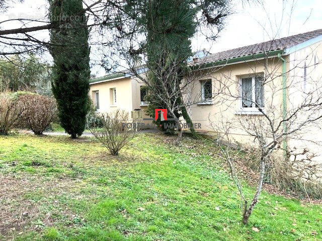 Maison à CAVIGNAC