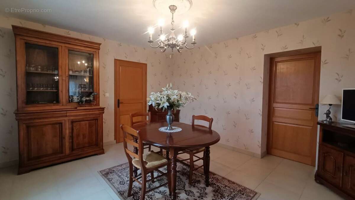 Appartement à NEUVILLE-DE-POITOU