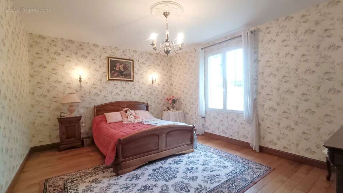 Appartement à NEUVILLE-DE-POITOU