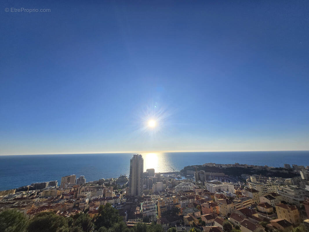 Appartement à BEAUSOLEIL