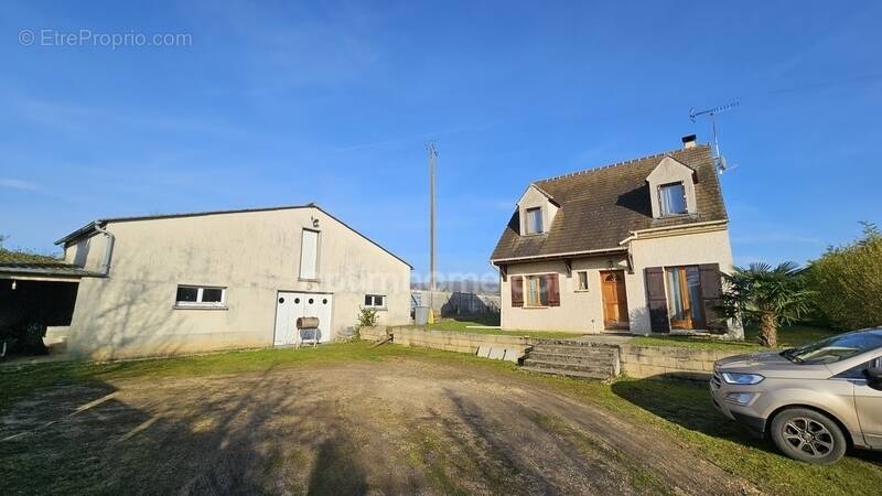 Maison à LONGUEVILLE