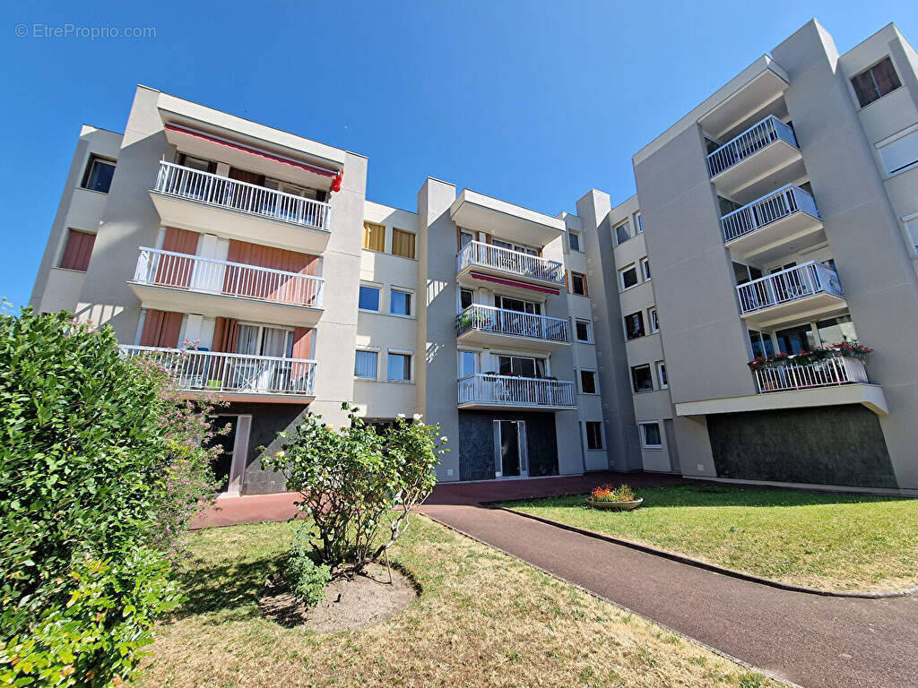 Appartement à MANTES-LA-JOLIE