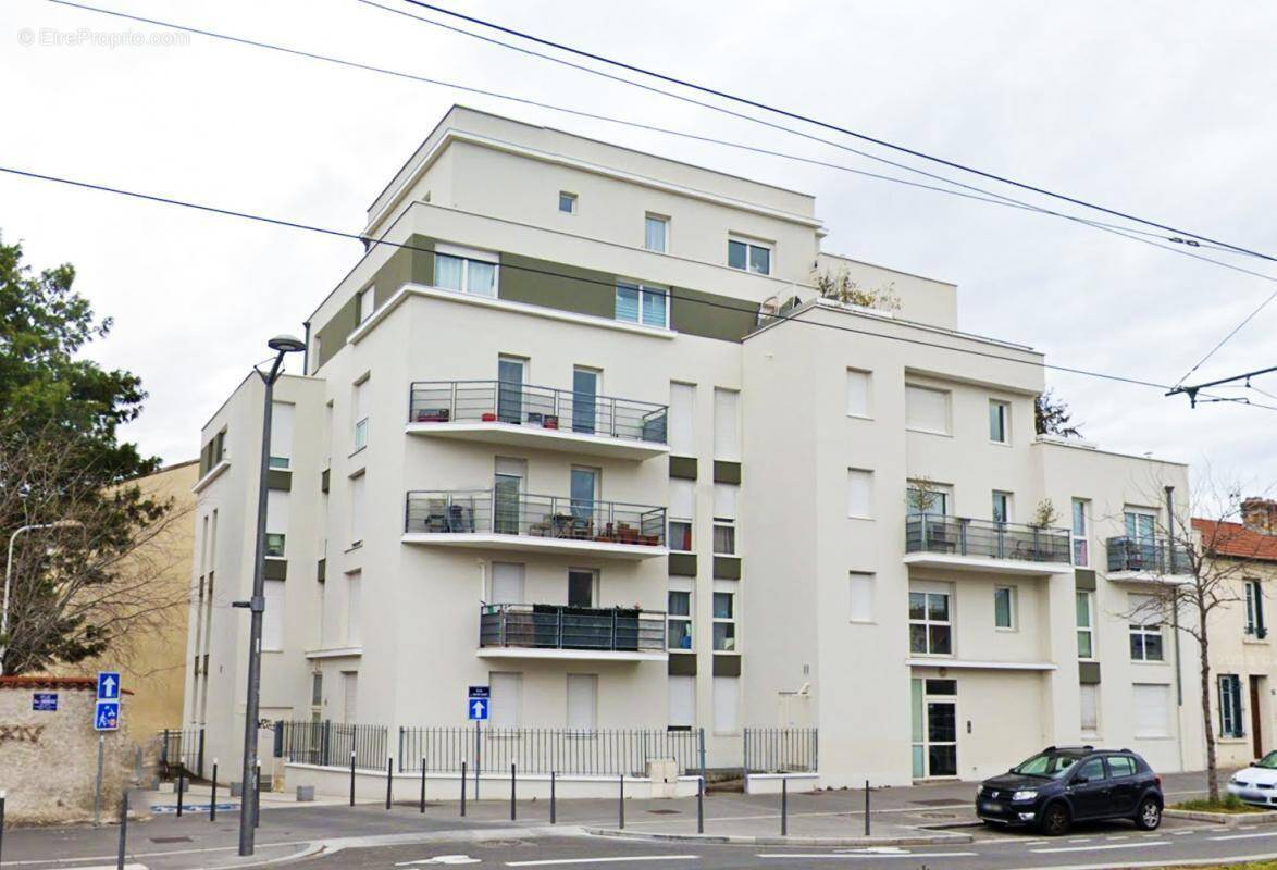 Appartement à LYON-8E