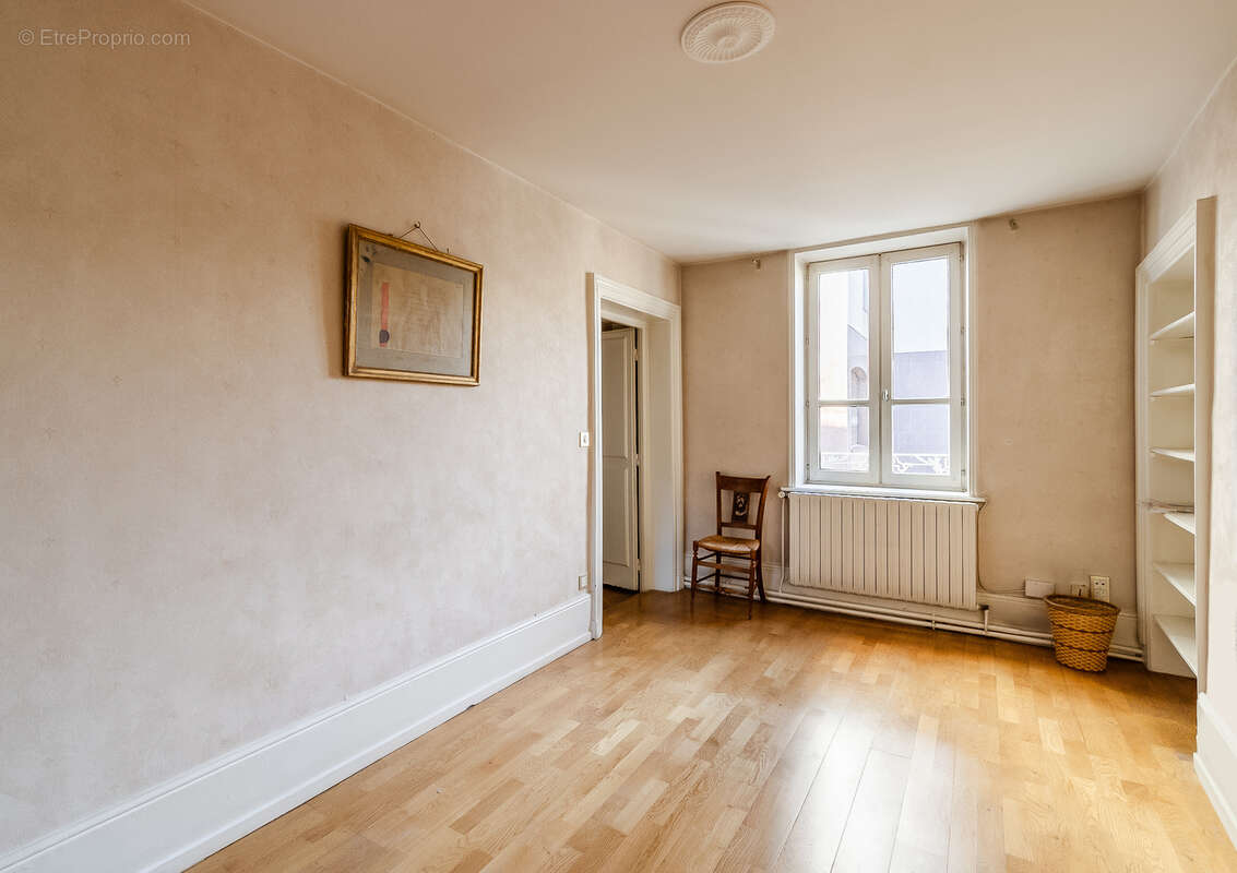 Appartement à VILLEFRANCHE-SUR-SAONE