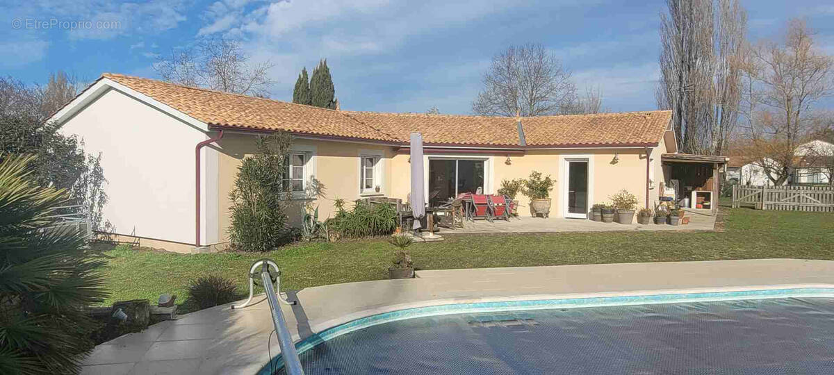 Appartement à SAINT-CIERS-SUR-GIRONDE