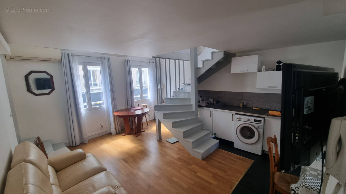 Appartement à PARIS-11E