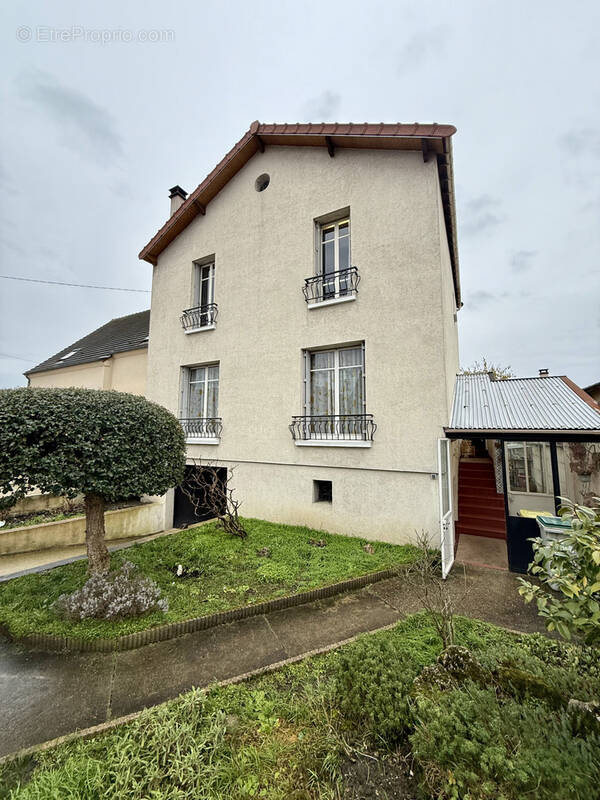 Maison à AULNAY-SOUS-BOIS