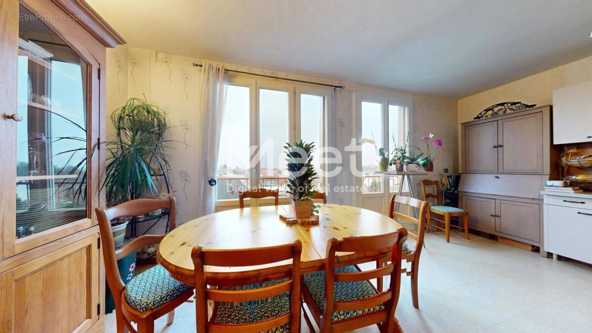 Appartement à VITRY-SUR-SEINE