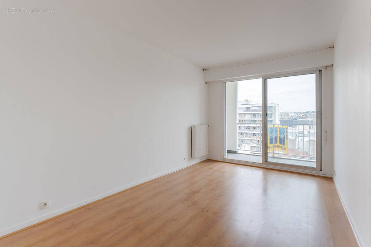 Appartement à PARIS-11E