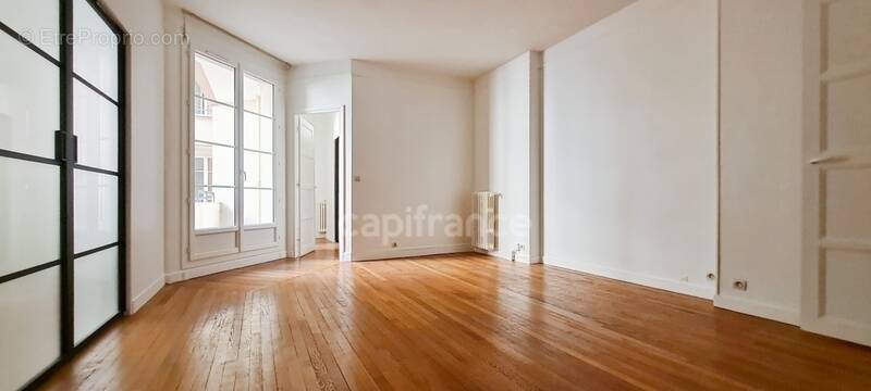 Appartement à ISSY-LES-MOULINEAUX