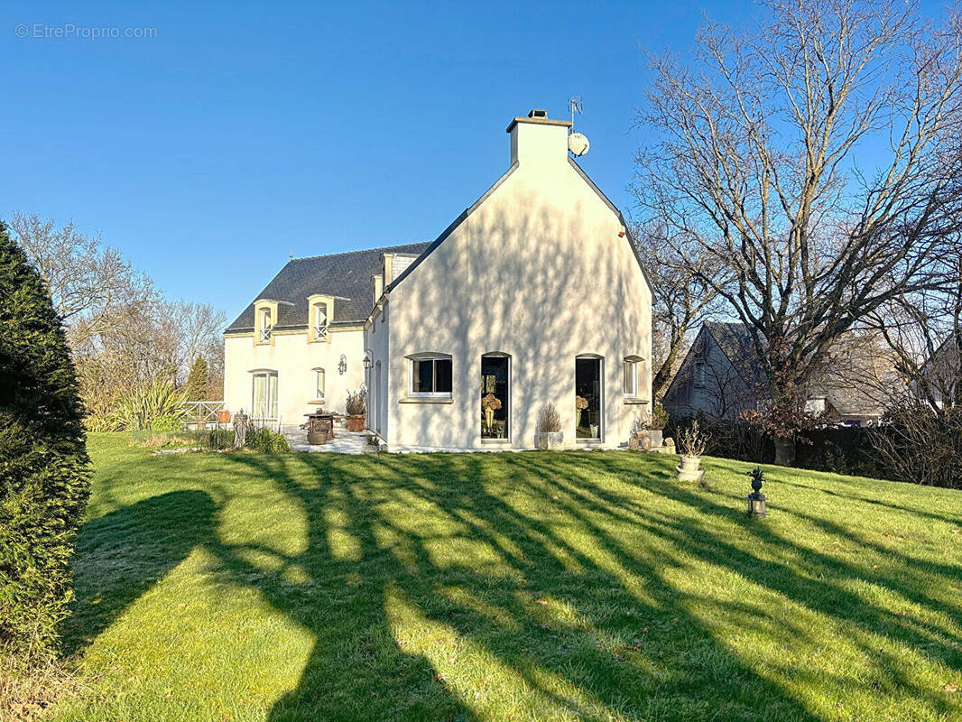 Maison à TREGUEUX