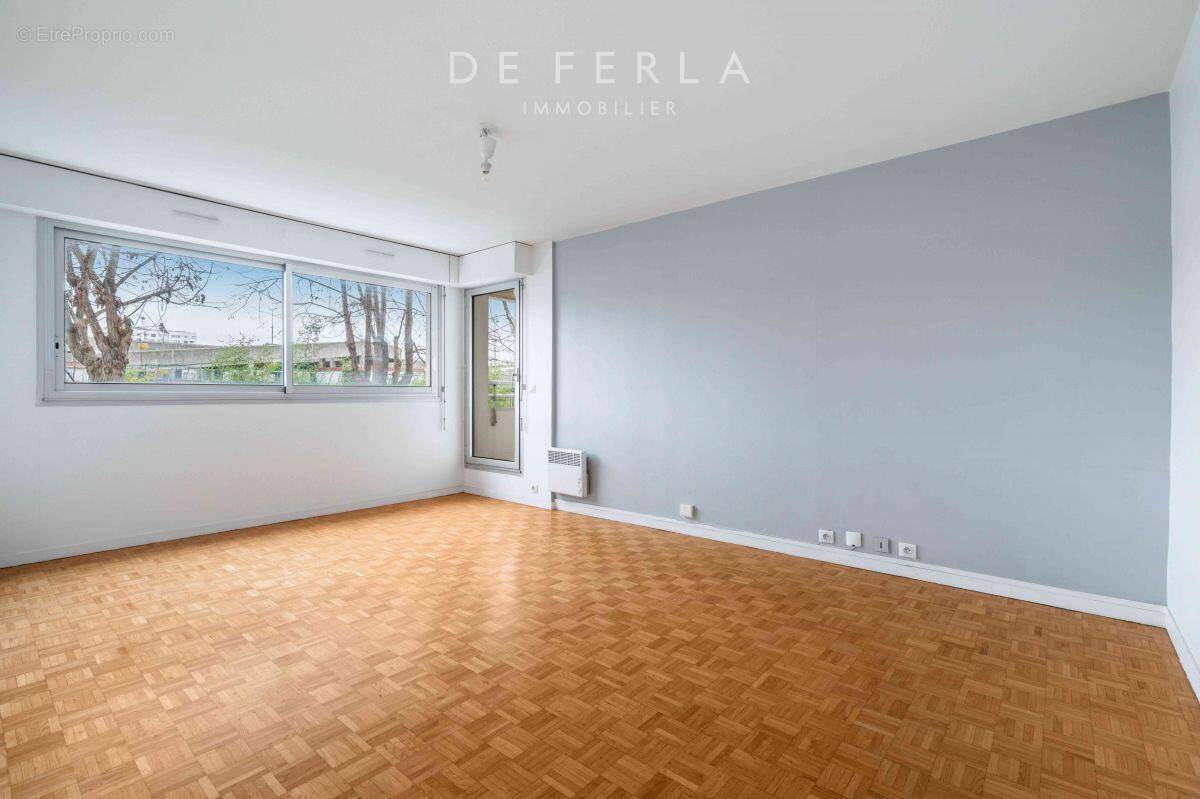 Appartement à PARIS-12E