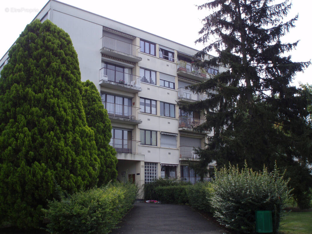 Appartement à CHENNEVIERES-SUR-MARNE