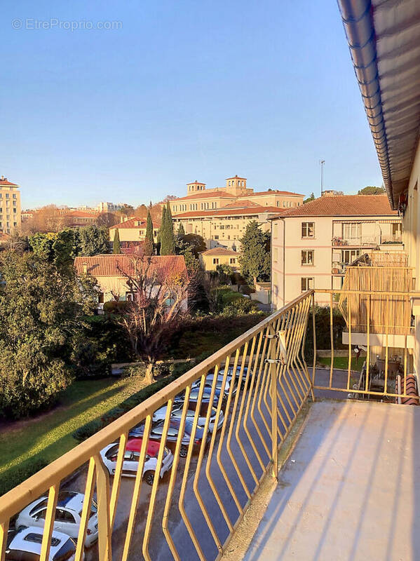 Appartement à AIX-EN-PROVENCE