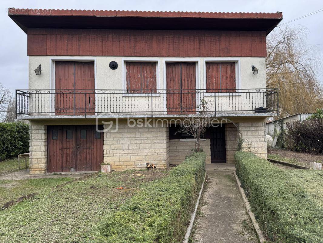 Maison à LEVET