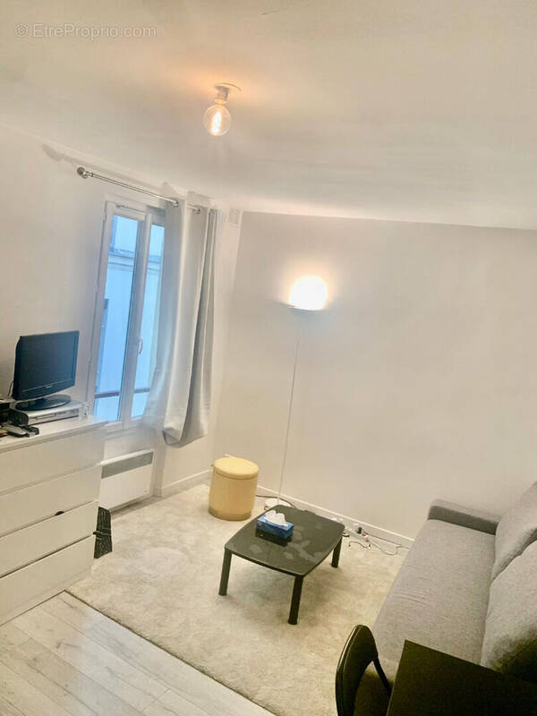 Appartement à PARIS-20E