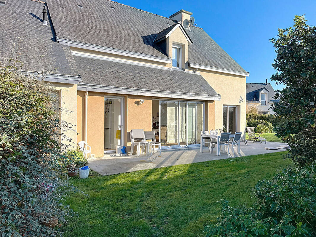 Maison à SAINT-BRIAC-SUR-MER