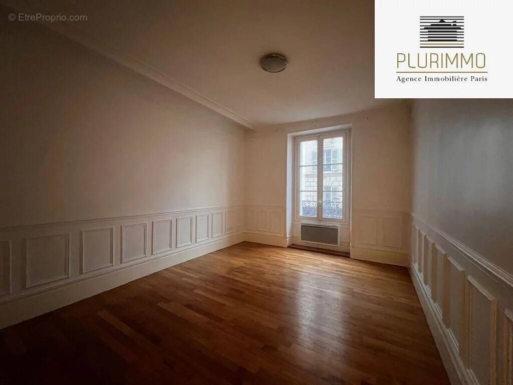 Appartement à PARIS-15E