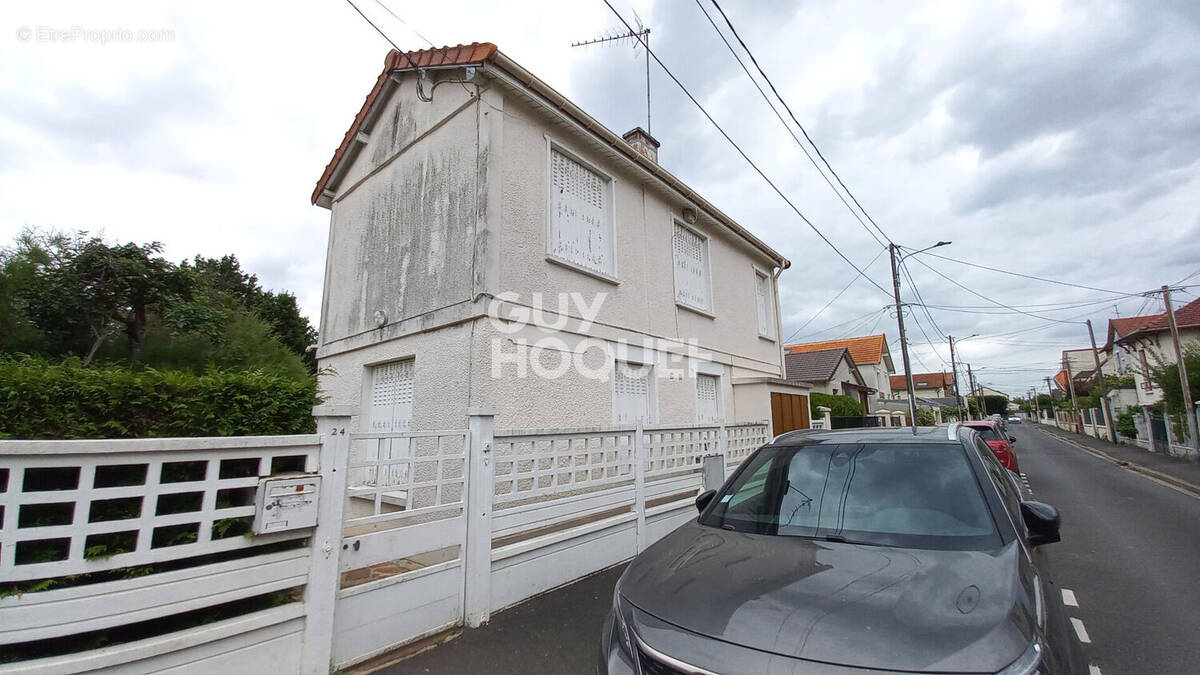 Maison à CHELLES