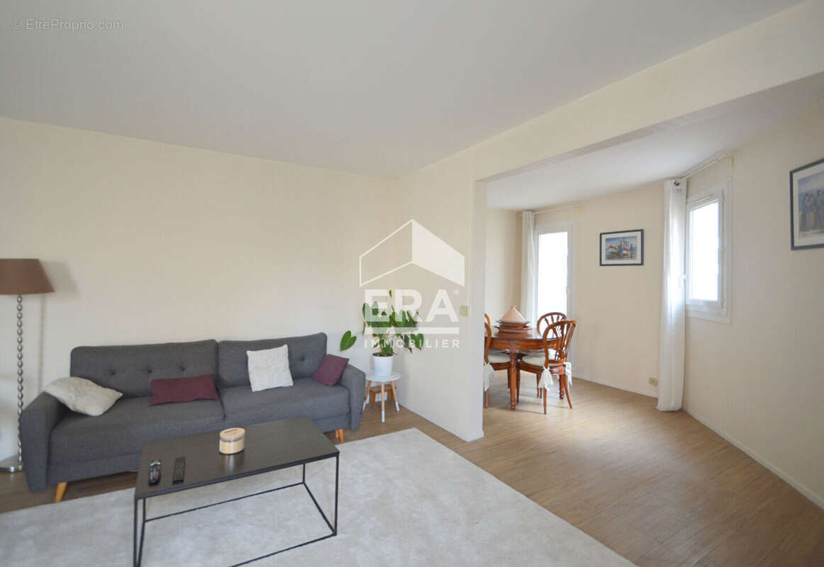 Appartement à ISSY-LES-MOULINEAUX