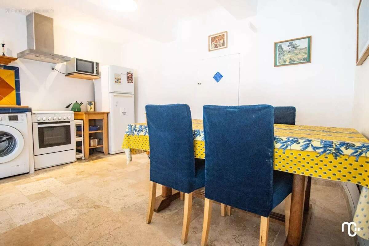 Appartement à PUYLOUBIER