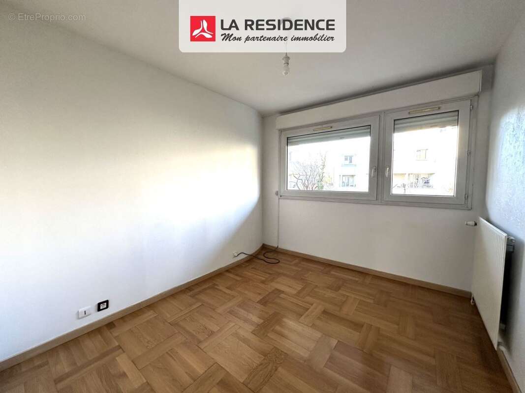 Appartement à MONTIGNY-LE-BRETONNEUX