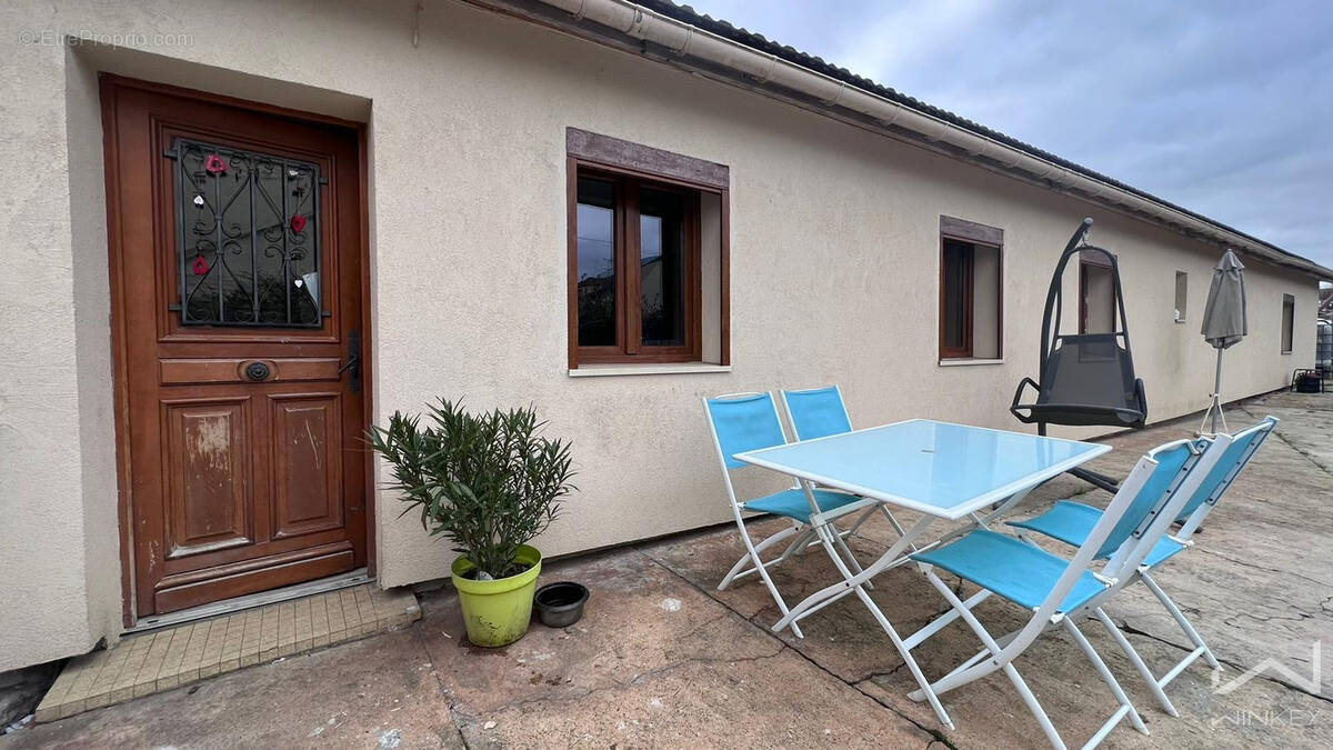 Maison à ROSNY-SUR-SEINE