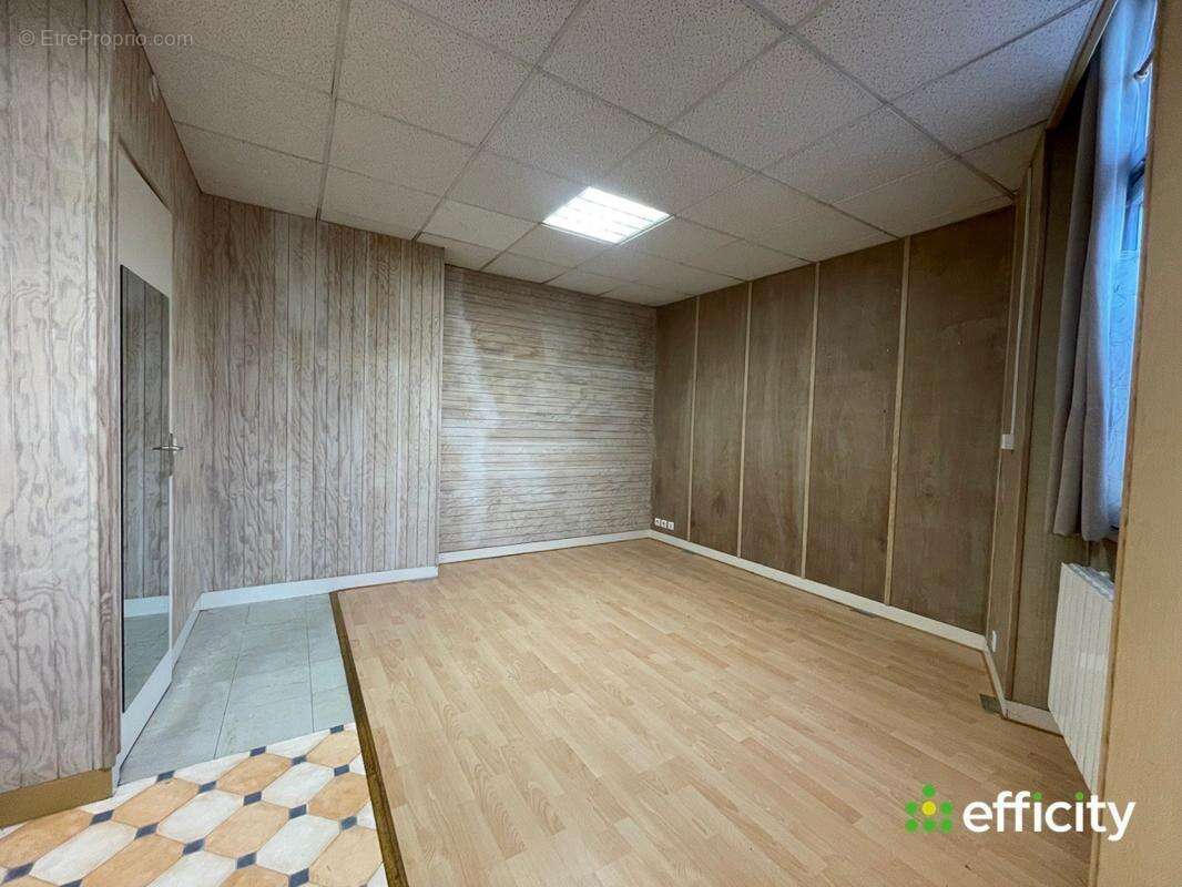 Appartement à EPERNON