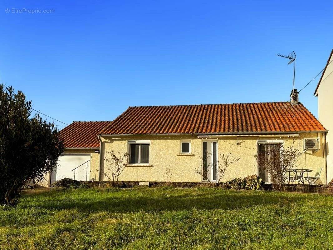 Maison à TRELISSAC