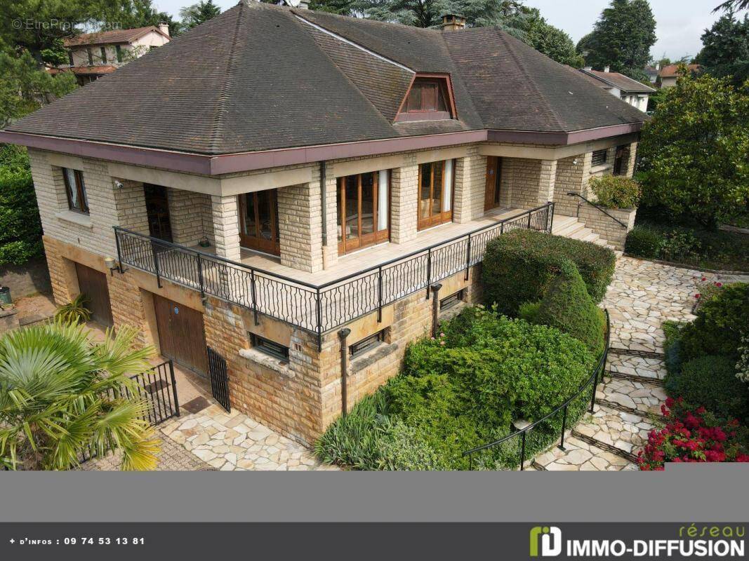 Maison à CHAMPAGNE-AU-MONT-D&#039;OR