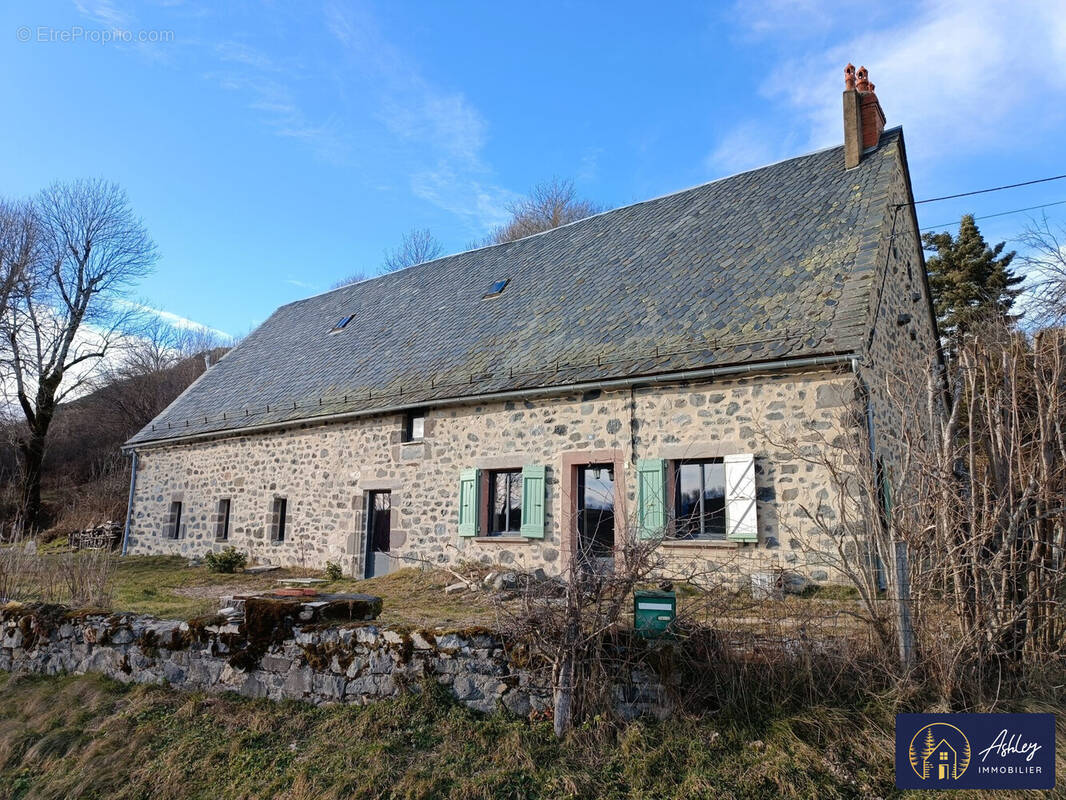 Maison à SAINT-AMANDIN