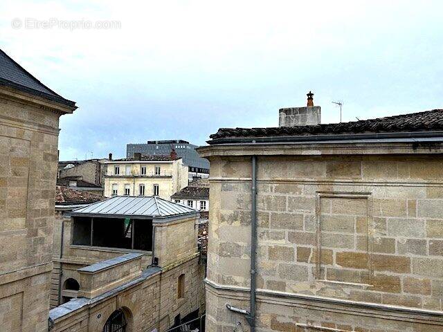 Appartement à BORDEAUX