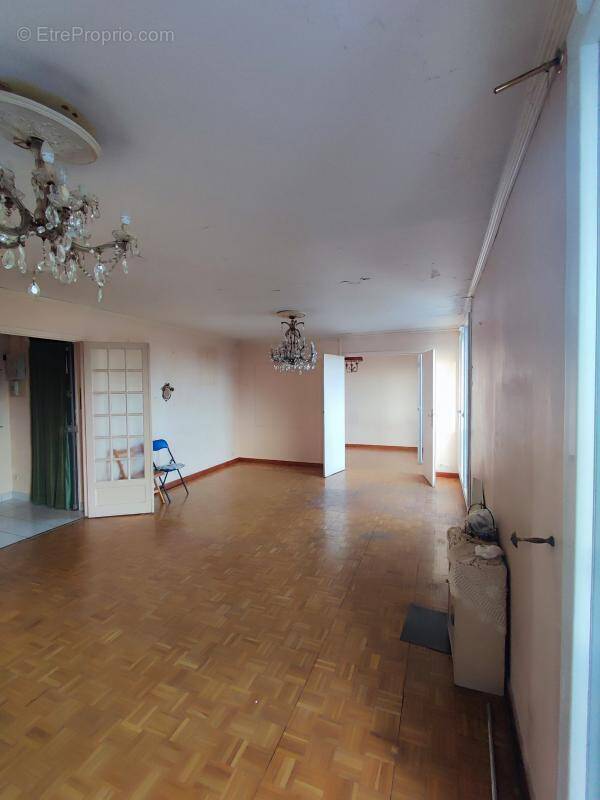 Appartement à IVRY-SUR-SEINE