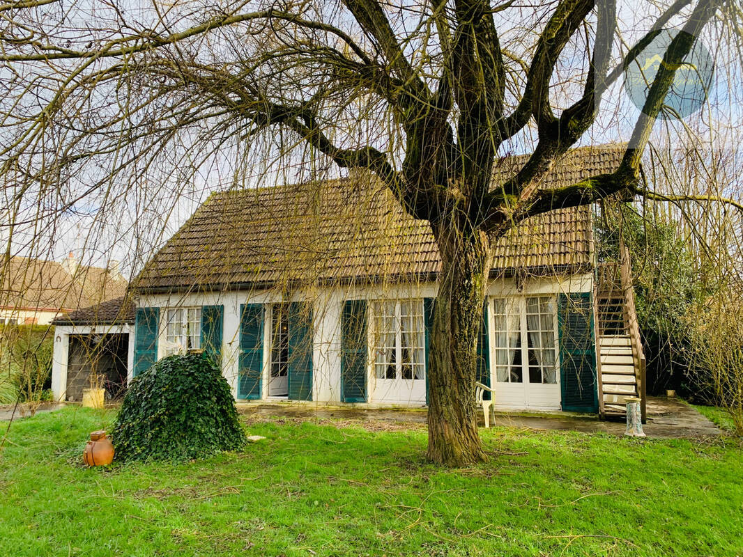 Maison à CHEROY