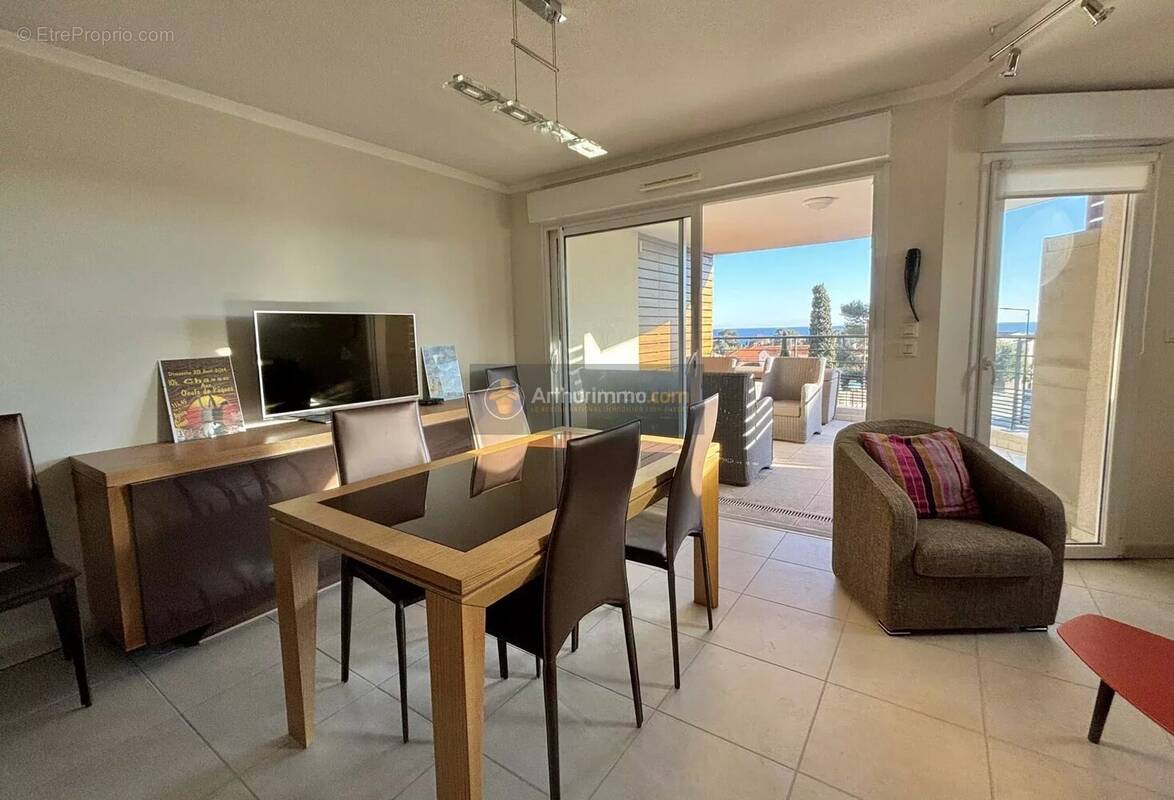 Appartement à FREJUS