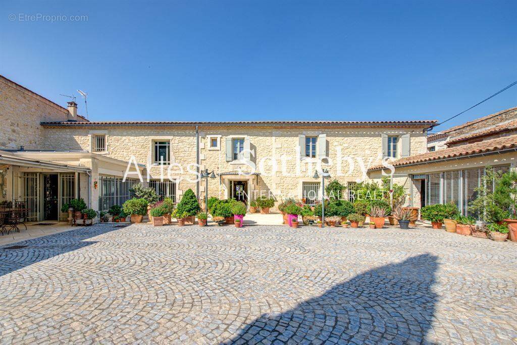 Maison à ARLES