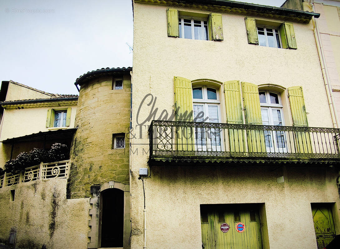 Maison à UZES