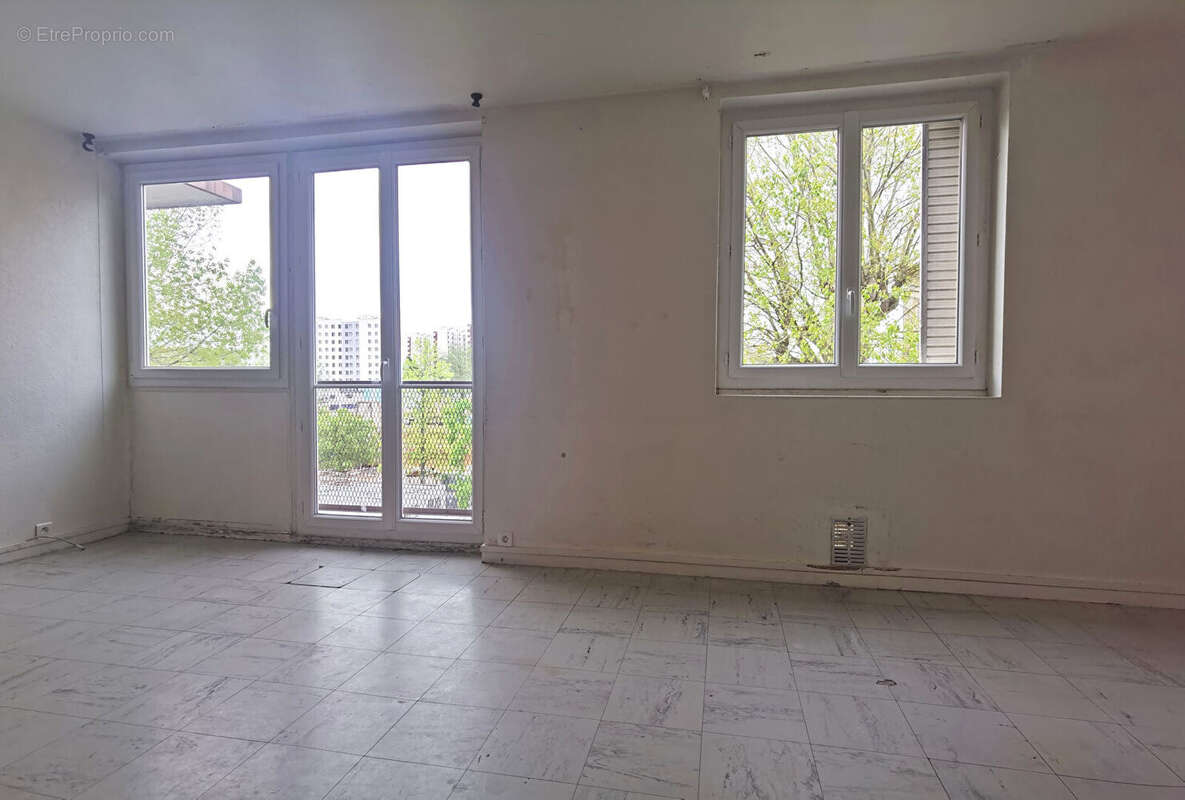 Appartement à ROSNY-SOUS-BOIS