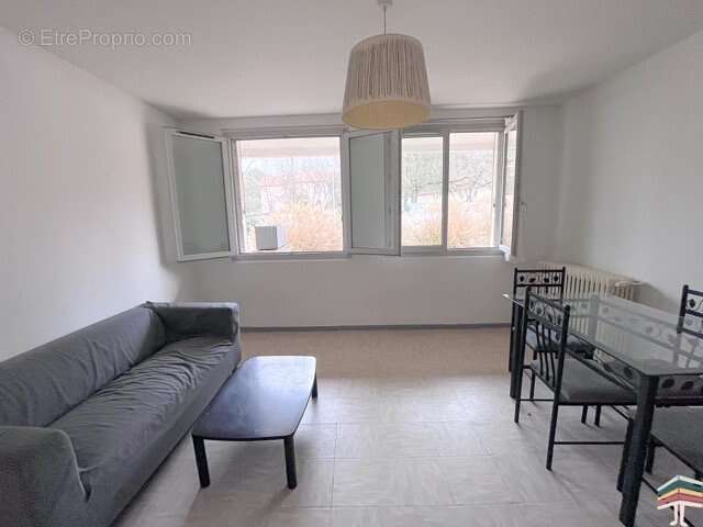 Appartement à LYON-9E