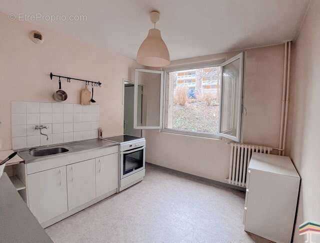 Appartement à LYON-9E