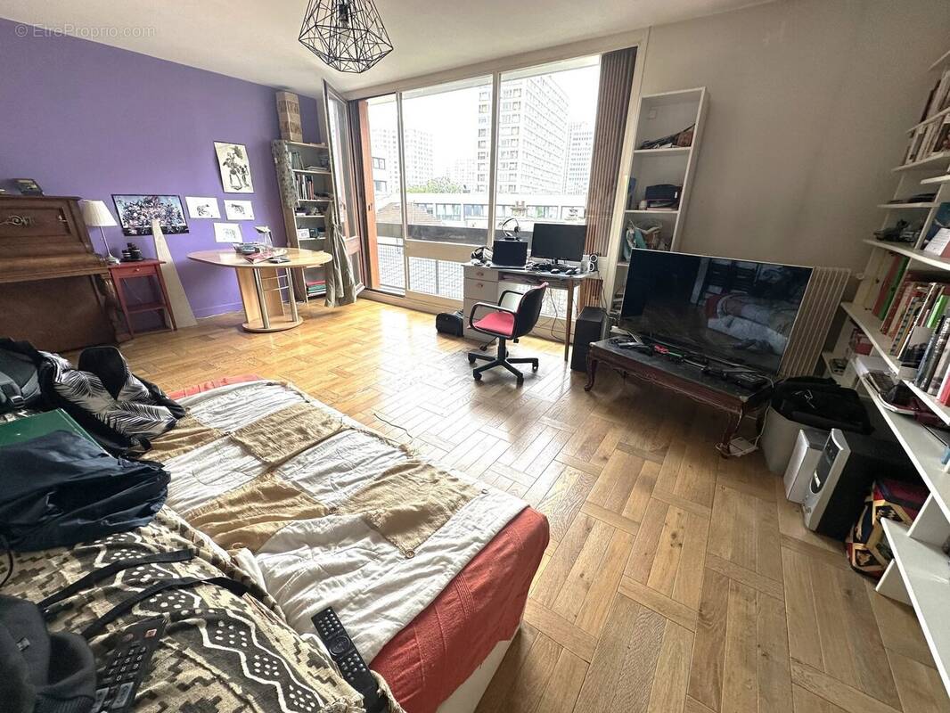 Appartement à PARIS-20E