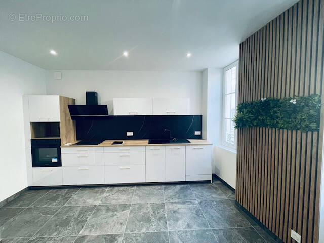 Appartement à PARAY-LE-MONIAL