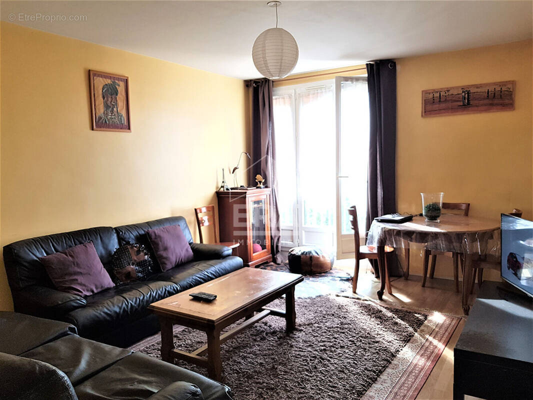 Appartement à NEUILLY-SUR-MARNE