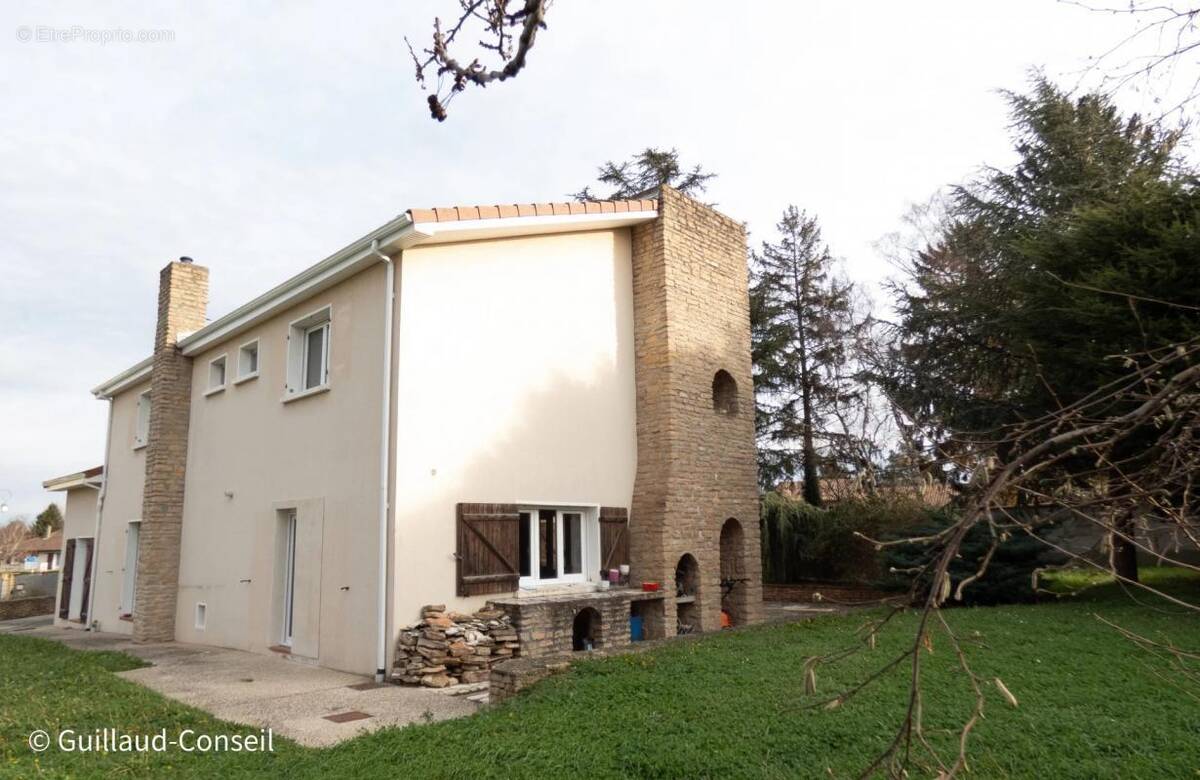 Maison à CHAPONNAY