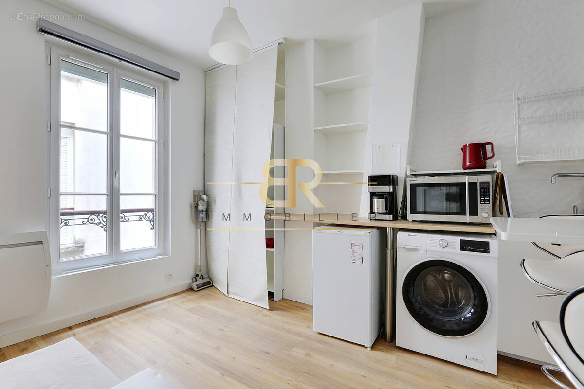 Appartement à PARIS-17E