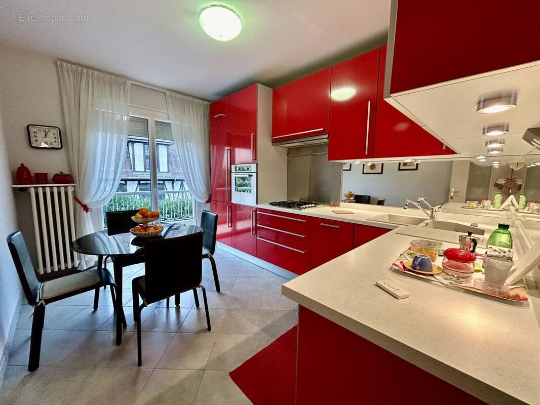 Appartement à EVIAN-LES-BAINS