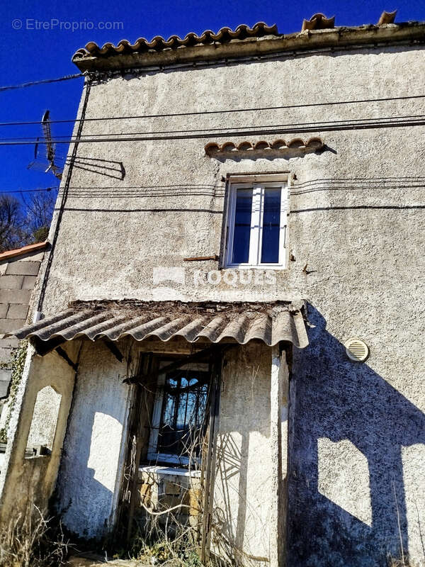 Maison à CASTANET-LE-HAUT