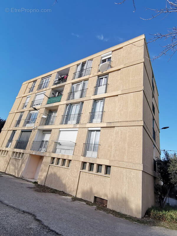 Appartement à SORGUES